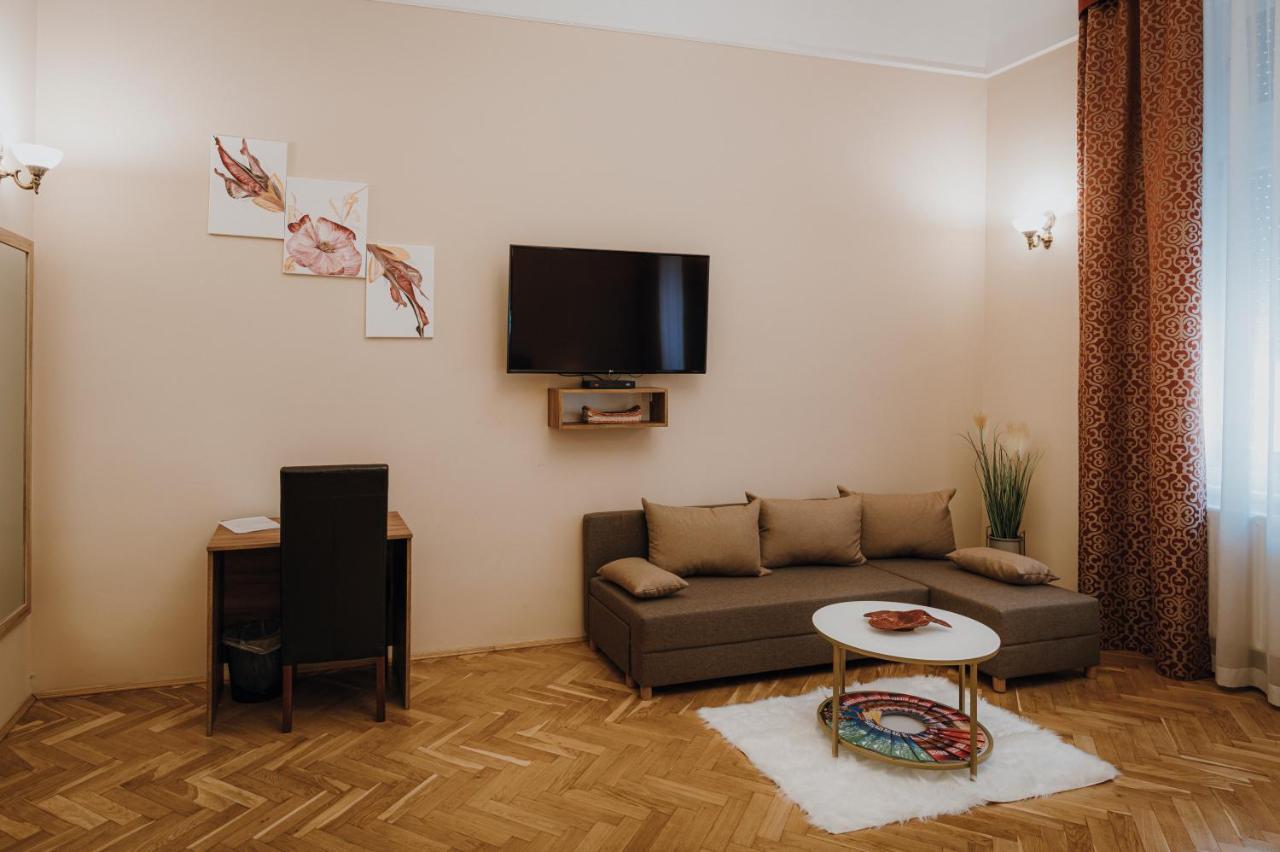 Dozsa Apartmán
